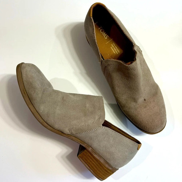TOMS light taupe suede low booties - Picture 1 of 9